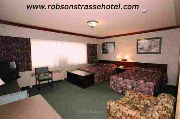 Furnished,all utilties,month to month,robsonstrassehotel.com - Photo 1